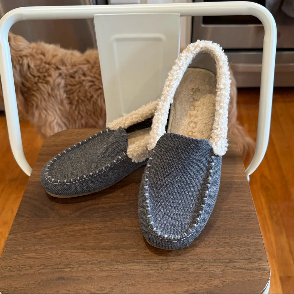 Rothy's Gray Wool Slip-On with Cream Sherpa Insole - Picture 2 of 5